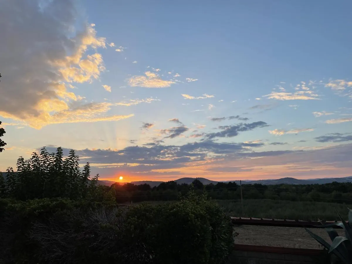 ファームステイ Agriturismo Pietramora ピティリアーノ