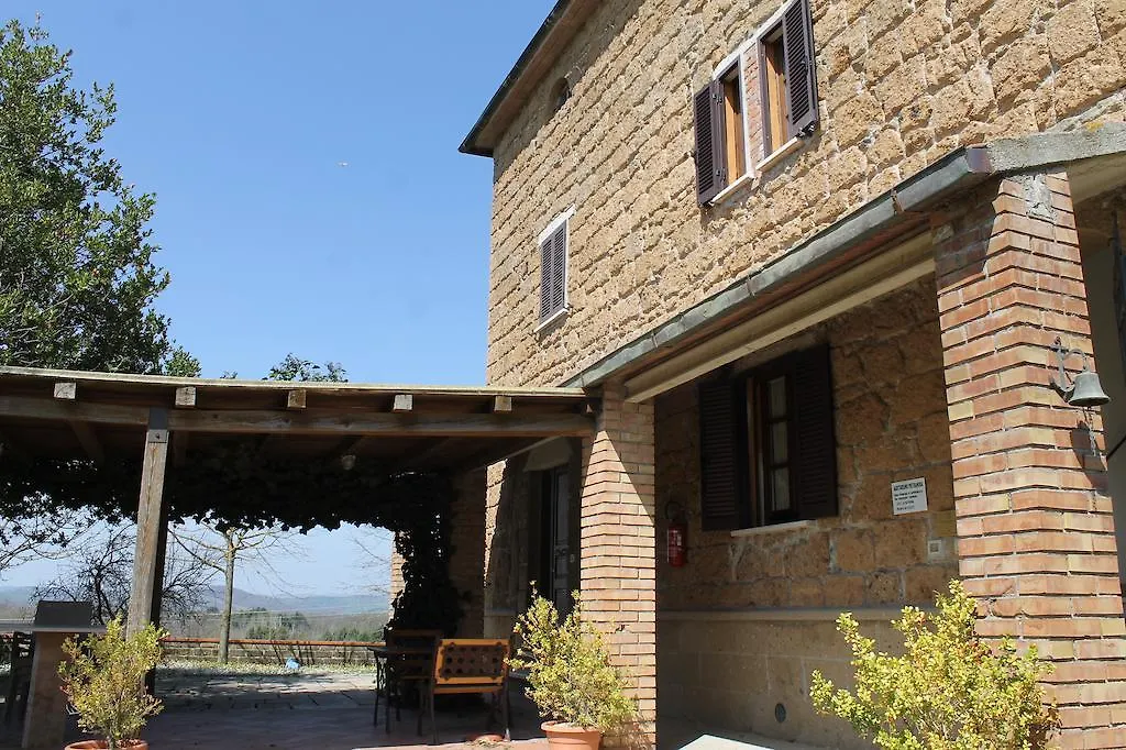 مزرعة للإقامة Agriturismo Pietramora بيتيجليانو إيطاليا